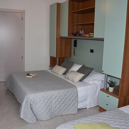 Hotel Gambrinus Rimini Luaran gambar