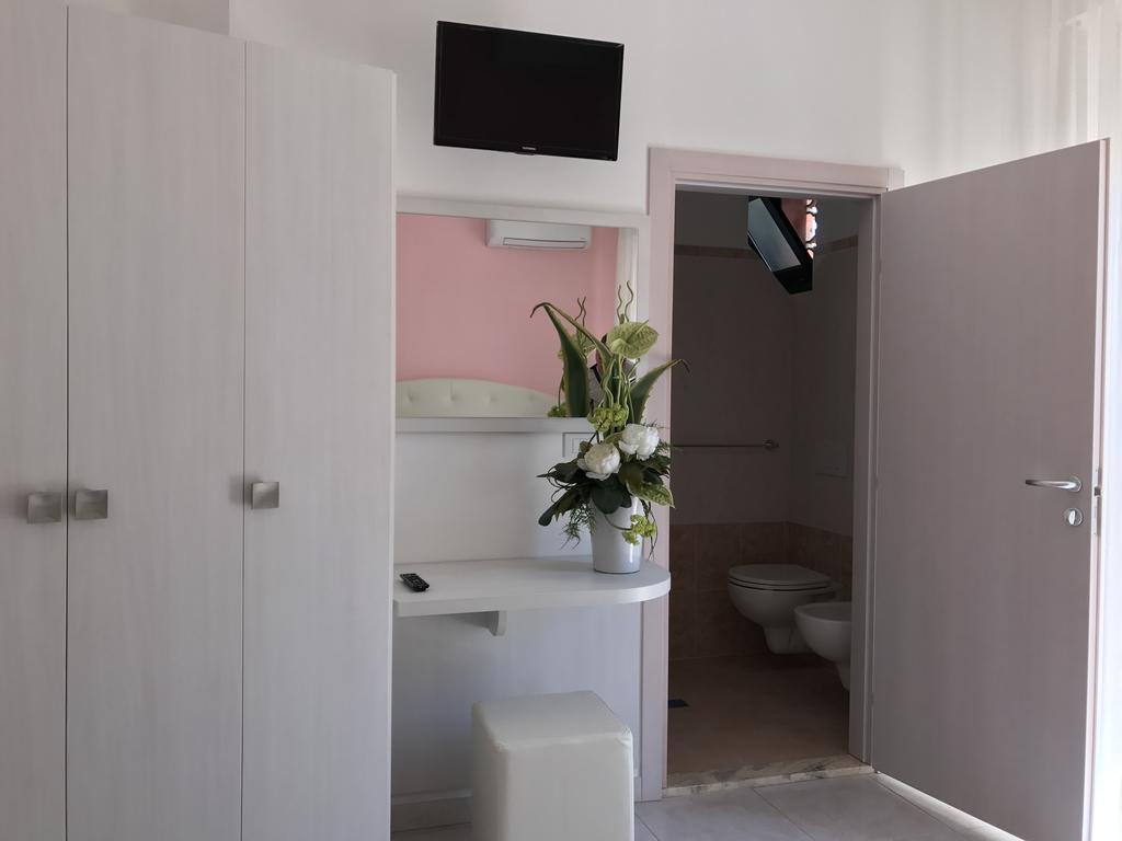 Hotel Gambrinus Rimini Luaran gambar